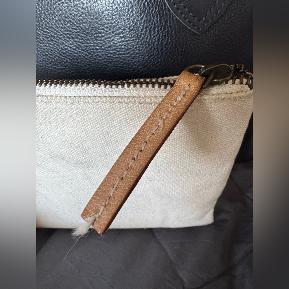 Parker Thatch | 🤍Canvas Pouch🤍 - Picture 3 of 6